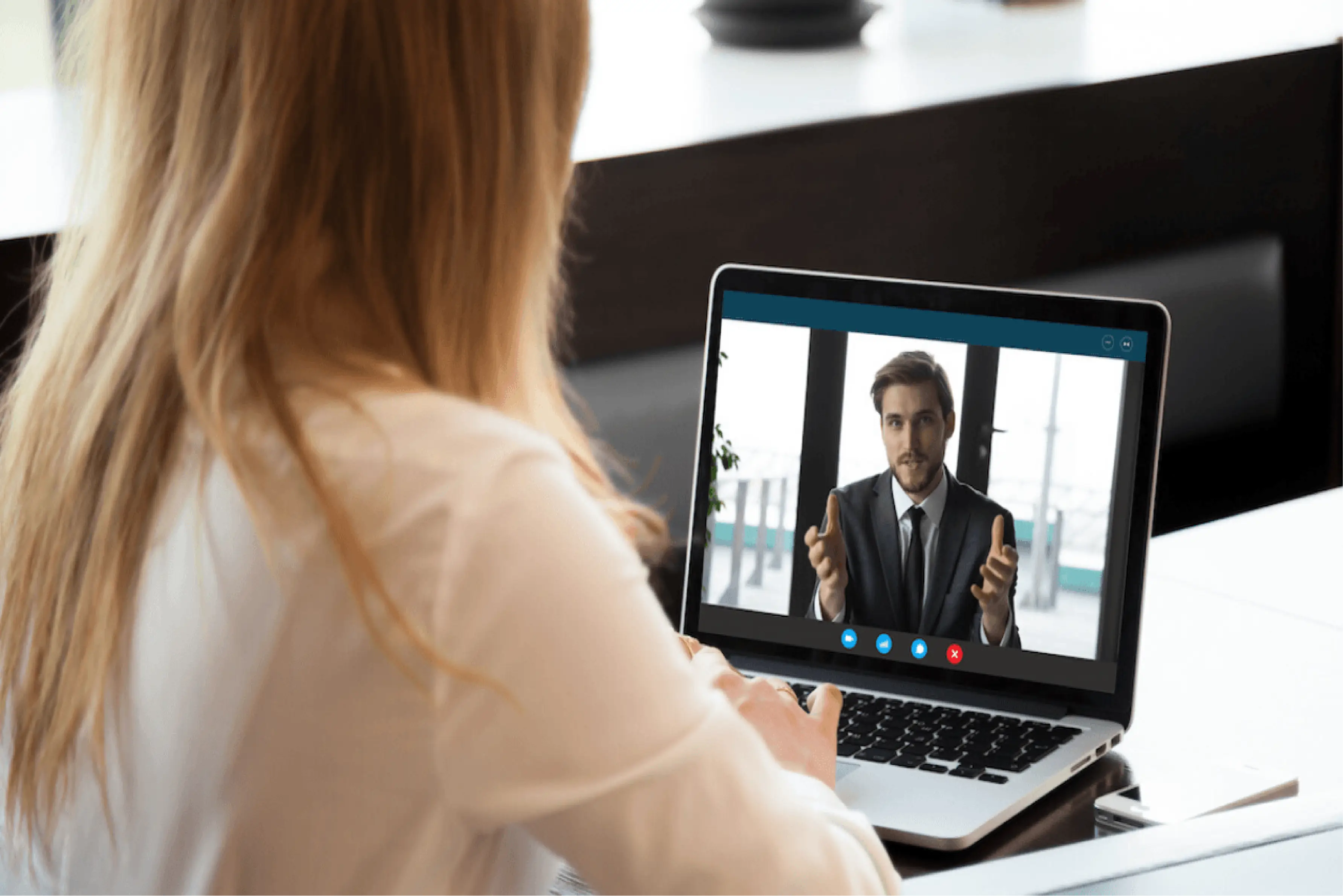 Online Mülakat mı, Fiziksel Görüşme mi?